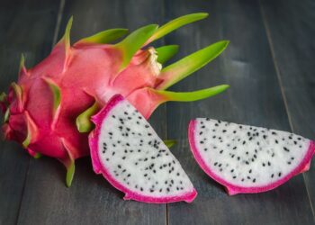 What Does Dragon Fruit Taste Like